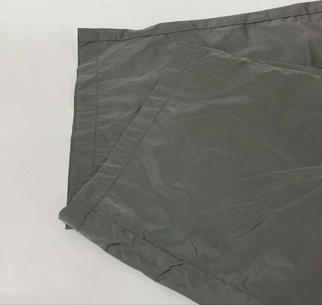 PRADA グレー ナイロン XL ワイドパンツ