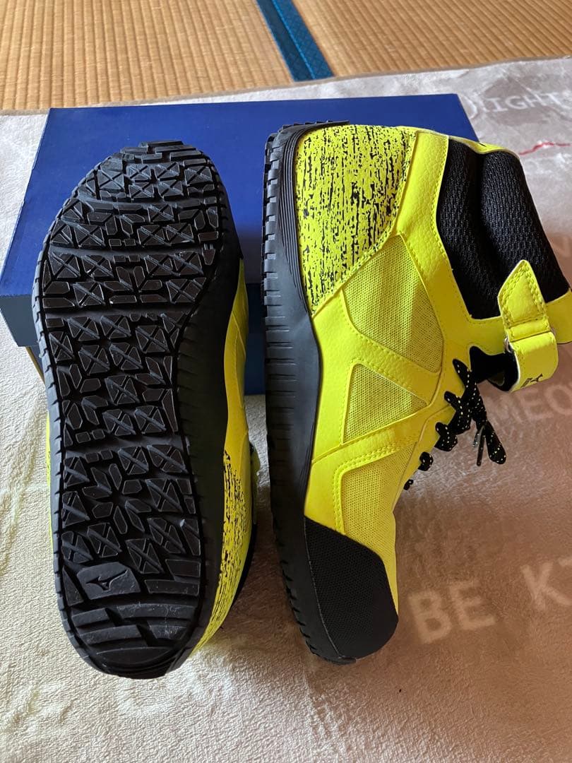 安全靴 ミズノ Mizuno 蛍光イエロー ハイカット靴 28.0 EEE