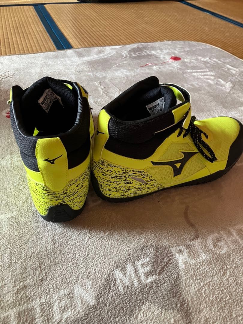 安全靴 ミズノ Mizuno 蛍光イエロー ハイカット靴 28.0 EEE