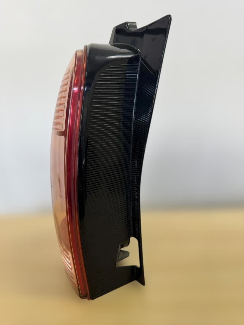 ハイラックス サーフ トヨタ 純正 テールランプ 左右 210 215