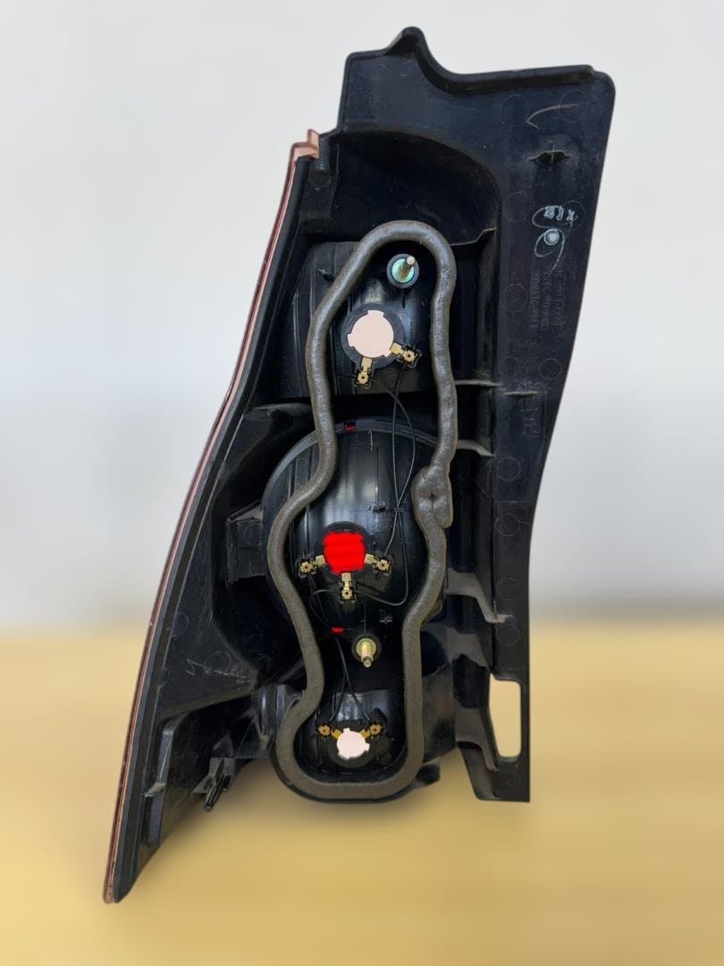 ハイラックス サーフ トヨタ 純正 テールランプ 左右 210 215