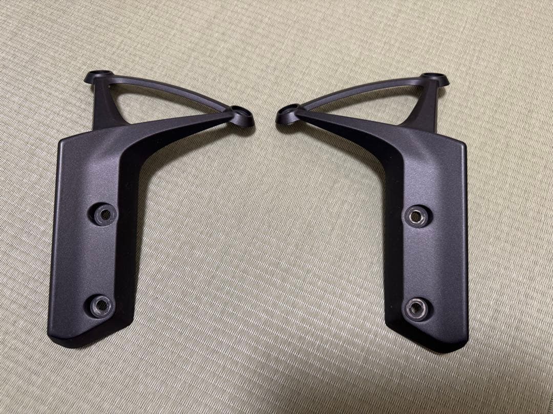 Z900RS 純正フロントフェンダーアーム ブラック