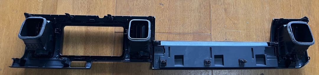 トヨタ ハイエース 200系 純正オーディオパネル