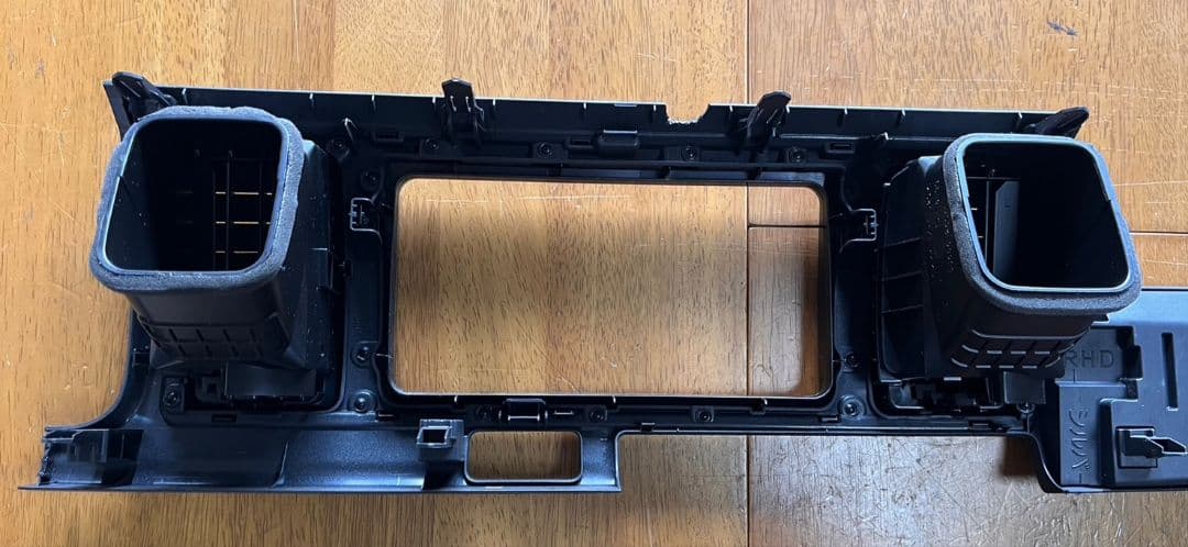 トヨタ ハイエース 200系 純正オーディオパネル