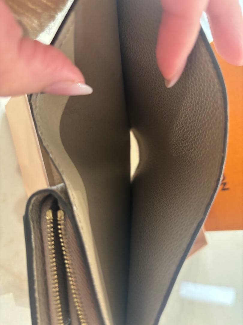 LOUIS VUITTON 財布