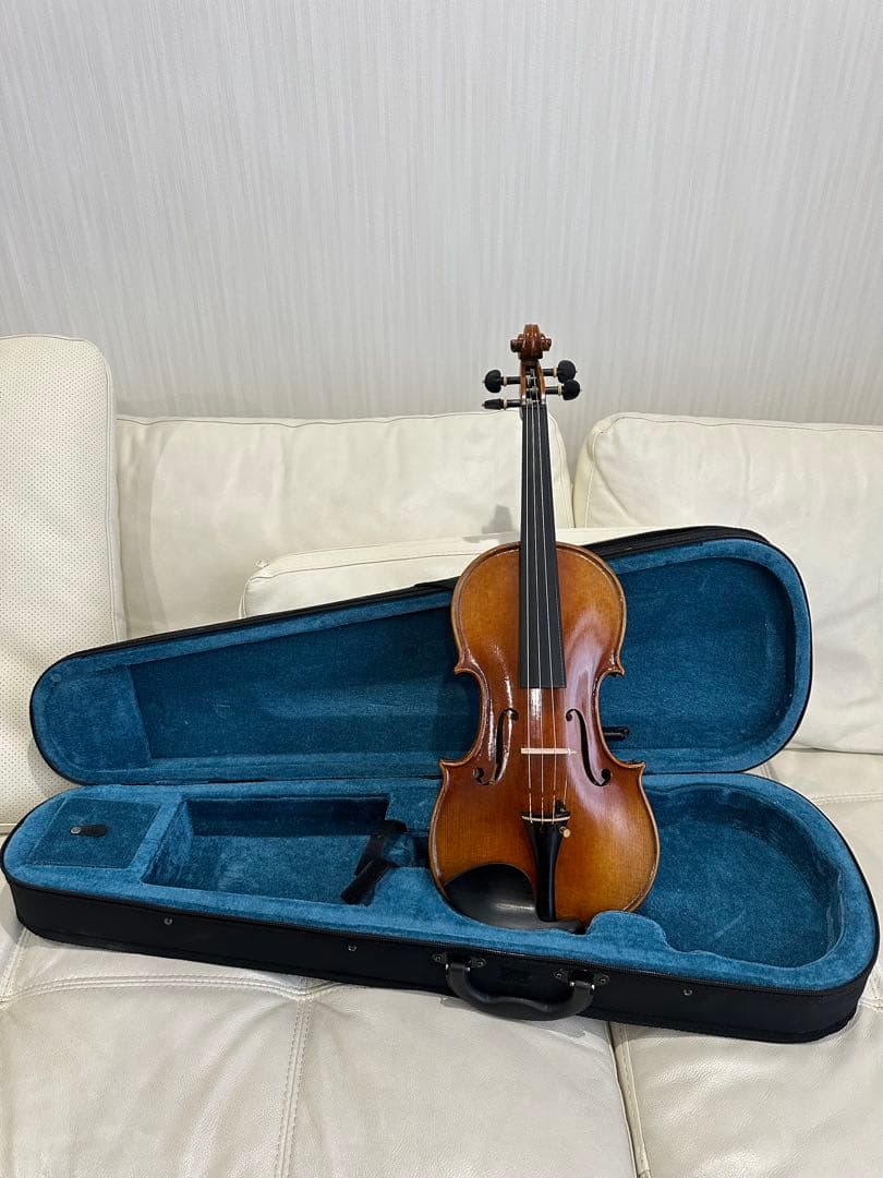 ルーマニア製 ［希少上位機種］バイオリン 4/4 2008年製 美品
