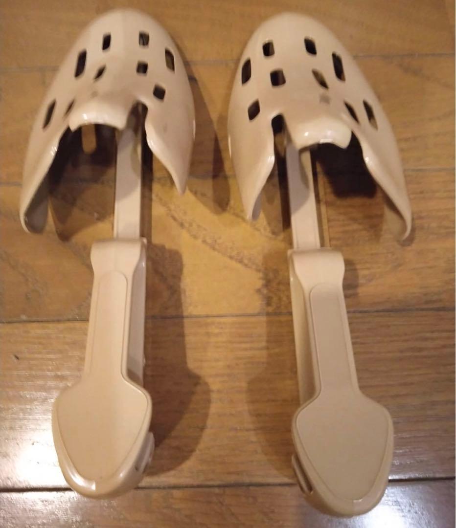 ボウリングシューズ