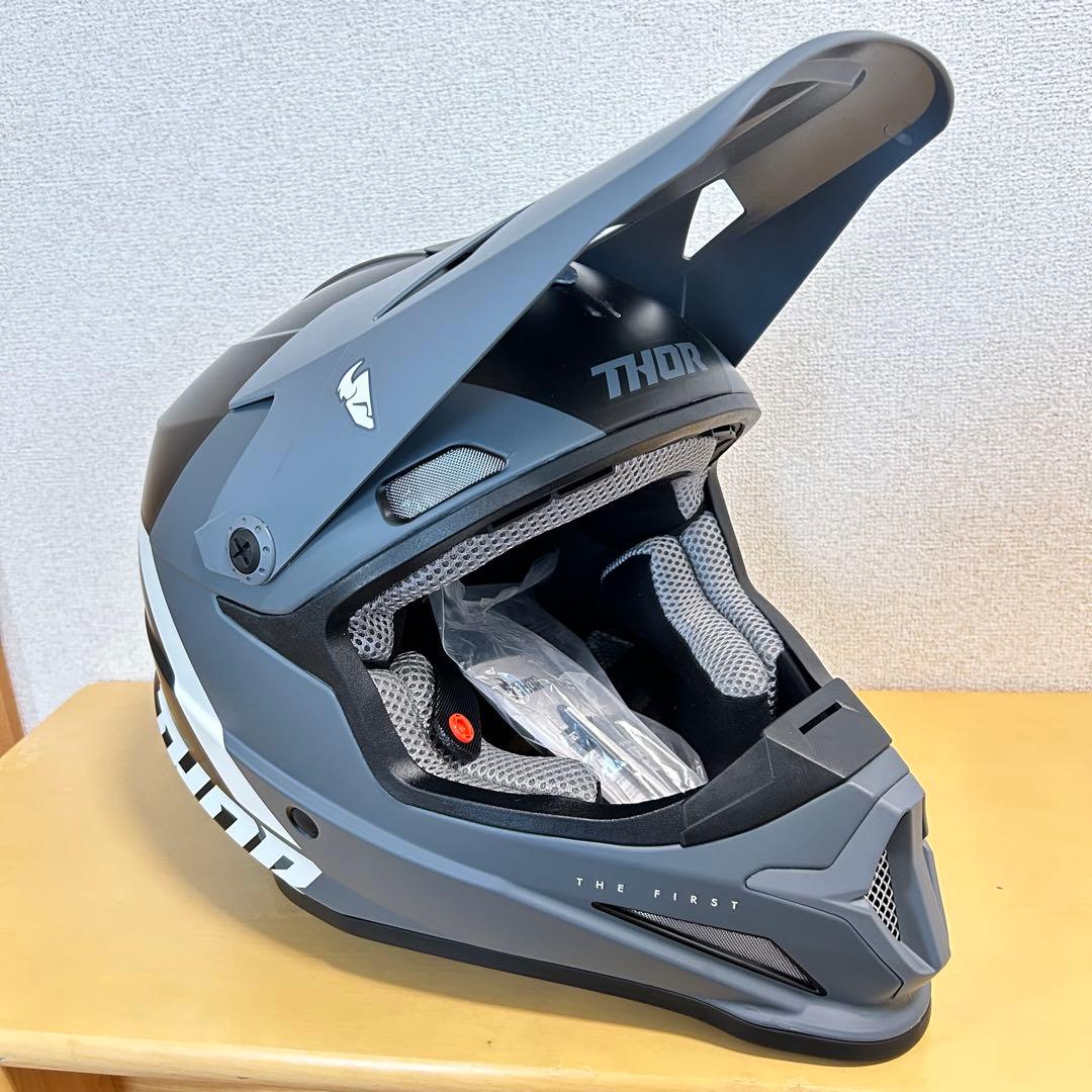 【新品・未使用】 THOR ヘルメット　バイク　オフロード　モトクロス