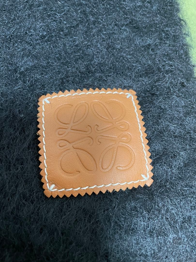 LOEWE 黒 マフラー　ロエベ(モヘア&ウールブレンド)ブラック スペイン製