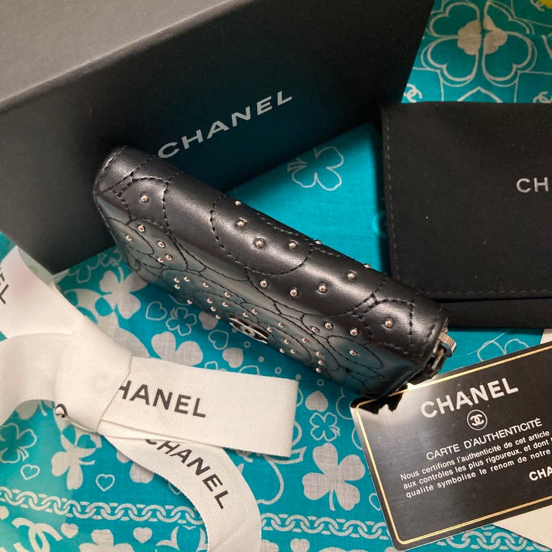美品☆CHANEL ブラック ケース スタッズ☆カメリア☆カードケース☆