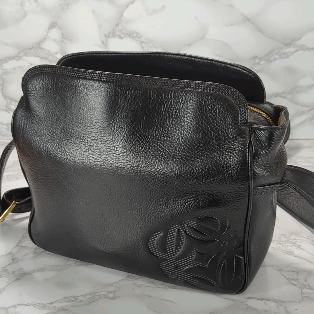 [美品]　LOEWE ロエベ アナグラム シ ョルダーバッグ ブラック
