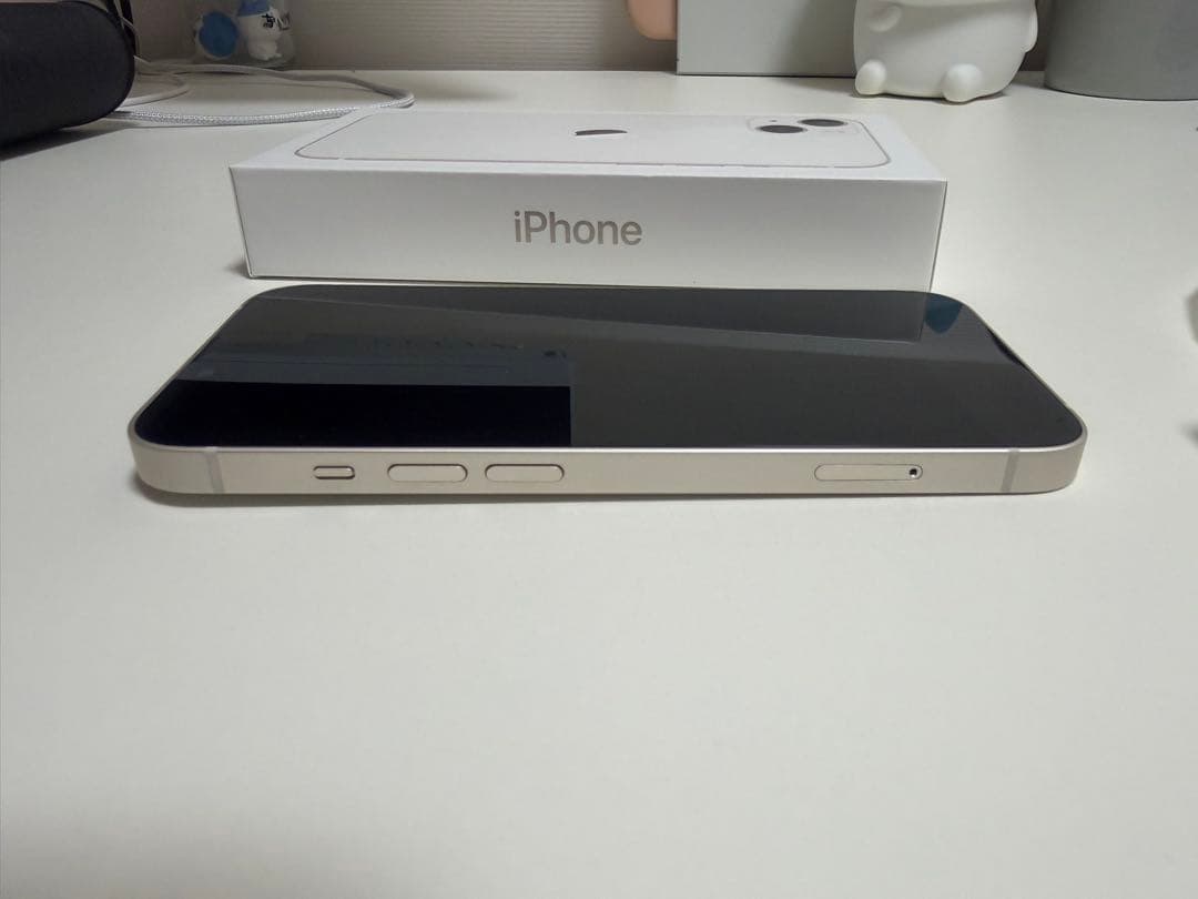 【ついんず】iPhone13 256GB スターライト SIMフリー