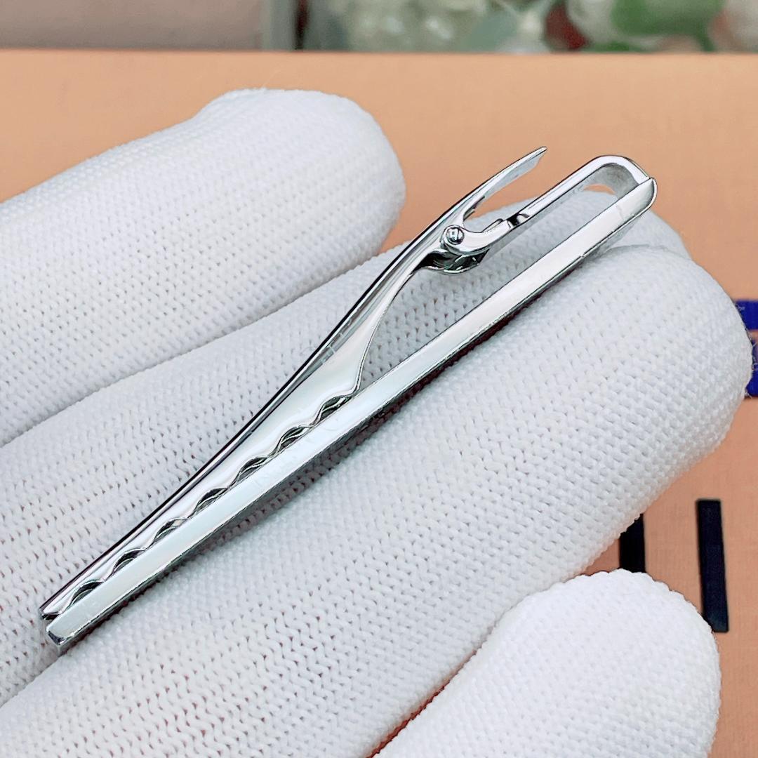 ◇ルイヴィトン◇M65042 パンスクラヴァット シャンゼリゼ タイピン 11g