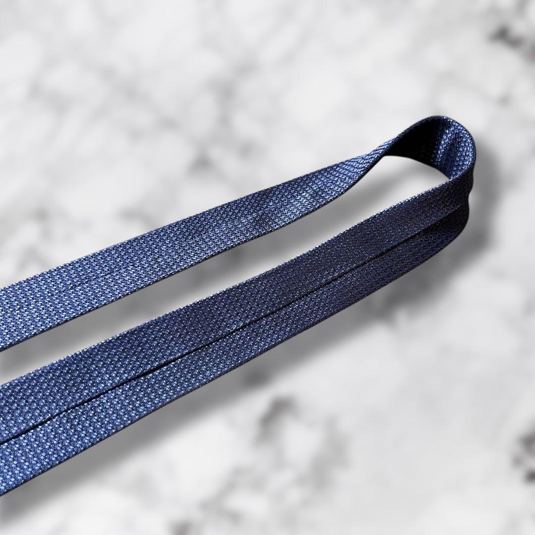 【極美品】グッチ ネクタイ ソリッドタイ シェリーライン 蜂 Bee ジャガード