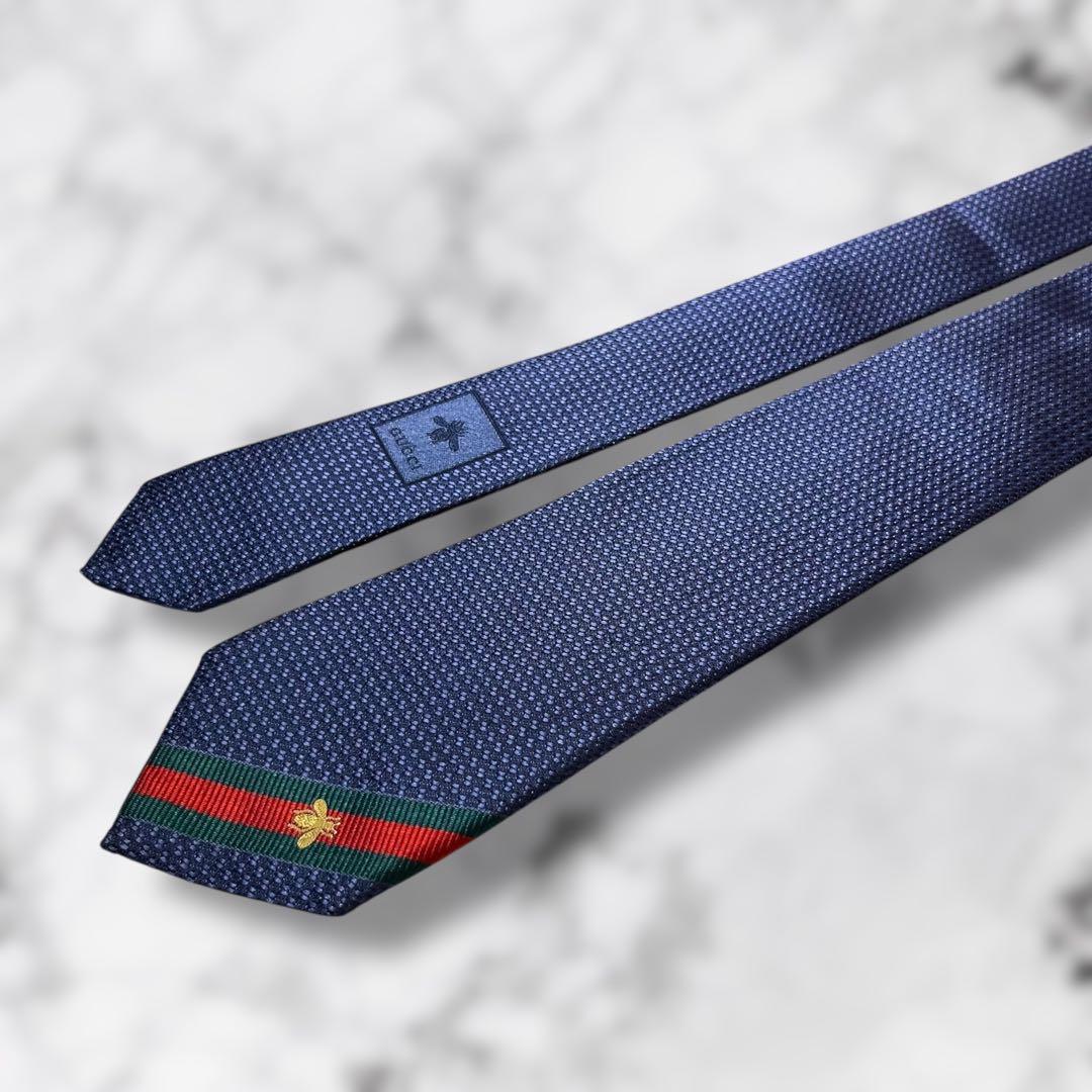 【極美品】グッチ ネクタイ ソリッドタイ シェリーライン 蜂 Bee ジャガード