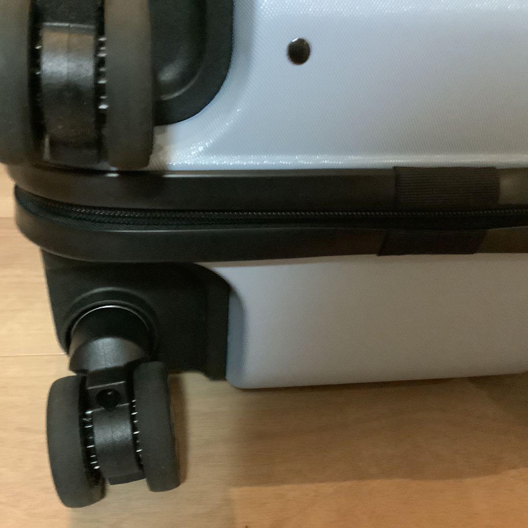 無印良品スーツケース19リットル