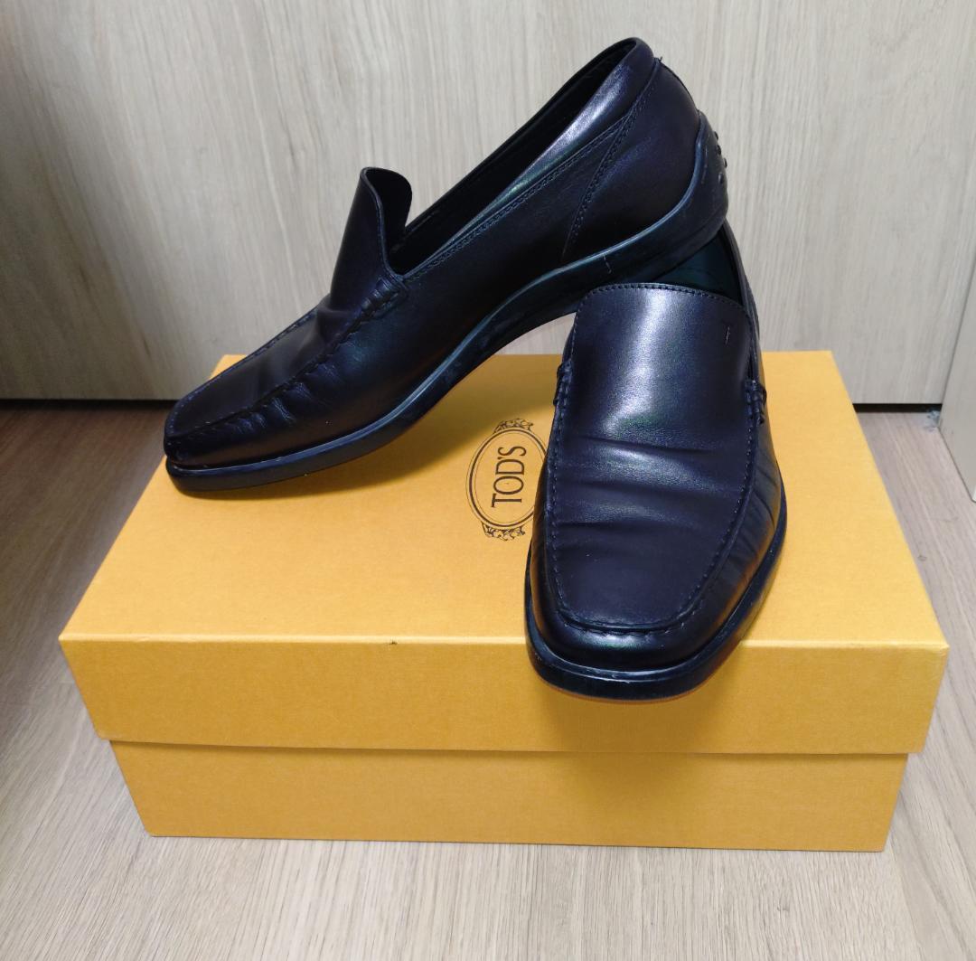 E*Y様 【未使用同等極美品】TOD’S ローファー 27cm 黒 箱付