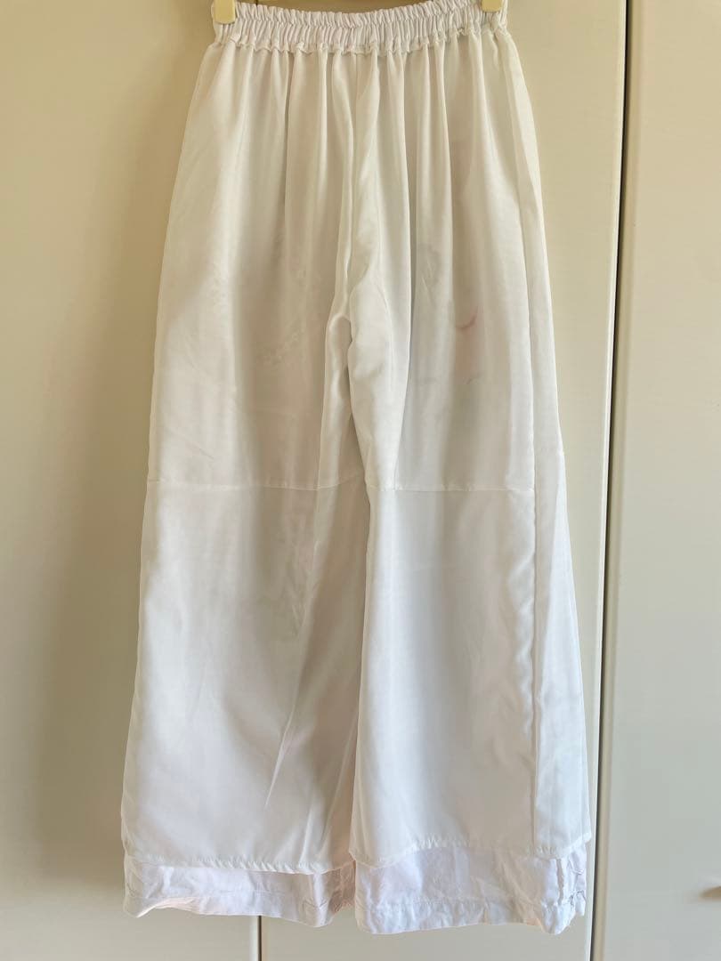 ヴンテージクロスリメイクパンツ　バテンレース 総裏地付き　　青い花刺繍