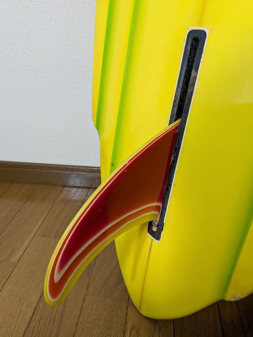 送料込み　LOCAL POINTS サーフボード イエロー 約180cm