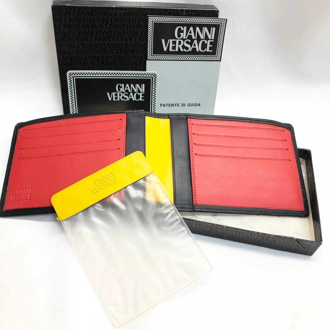 【美品✨】　VERSACE ヴェルサーチ　折り財布　レザー　ブラック　バイカラー