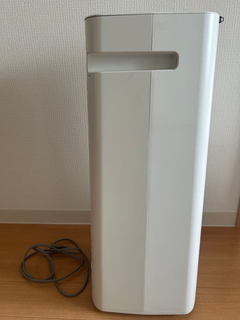 SHARP シャープ 加湿空気清浄機 プラズマクラスター KI-NS40ホワイト