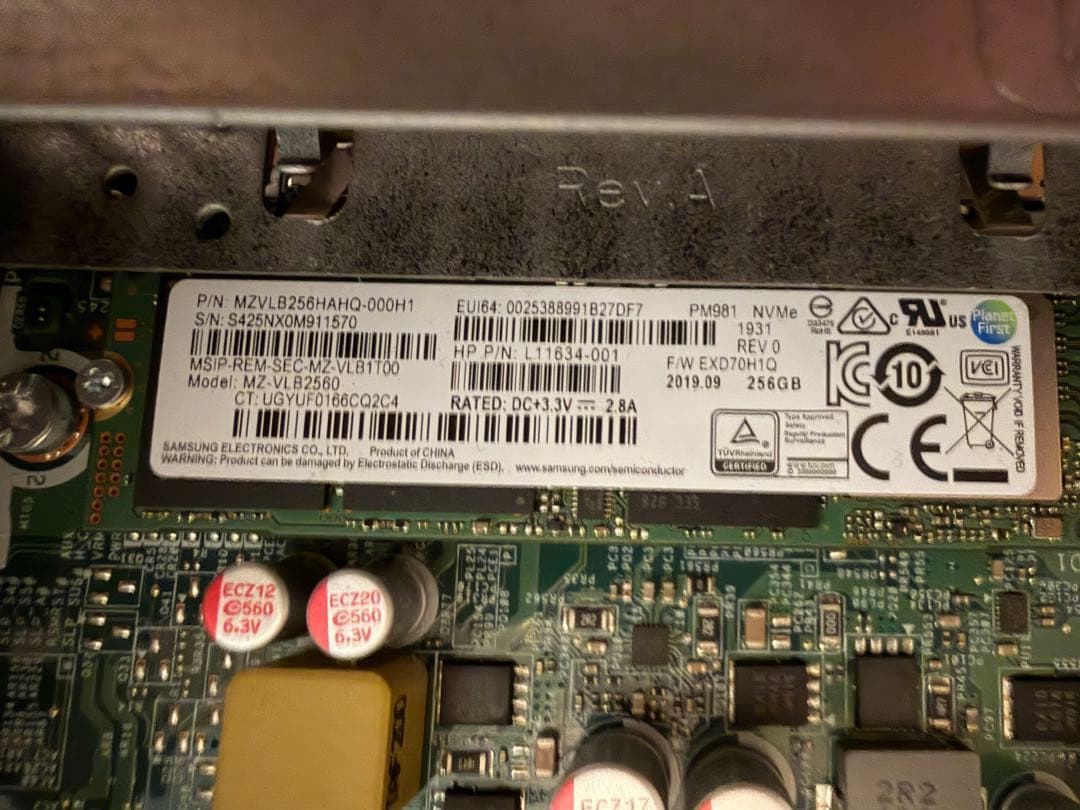 HP ProDesk 600 G5 SFF SSD256G メモリ8G NVNe