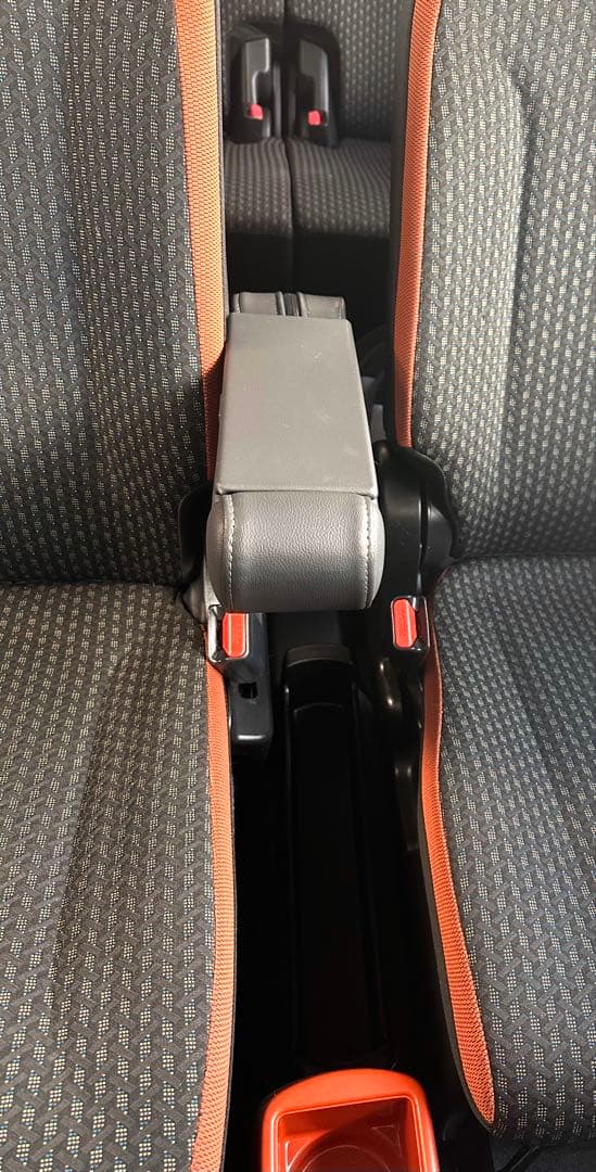 スズキ純正　オプション　レザー　アームレスト　ハスラー　MR52S MR92S