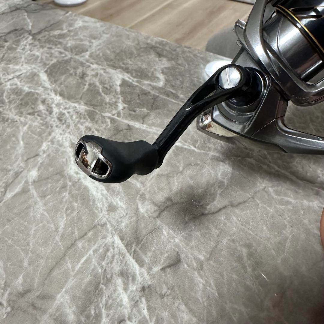 リール SHIMANO Vanquish C2000HGS