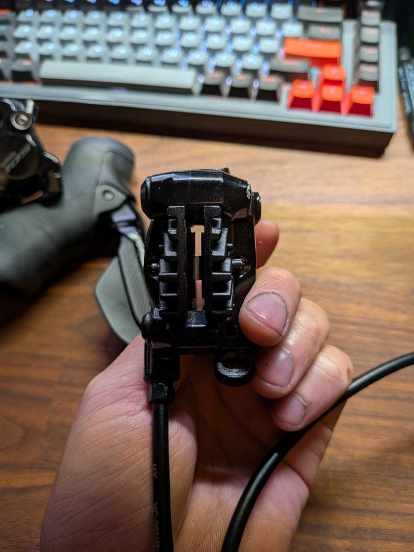 シマノ 105 di2 ST-R7170 BR-R7170　油圧ブレーキ　STI