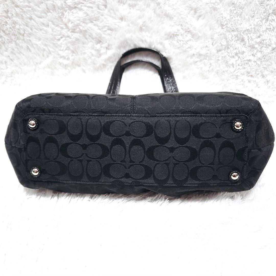 COACH ブラック シグネチャー パテントレザー キャンバス トート ソーホー
