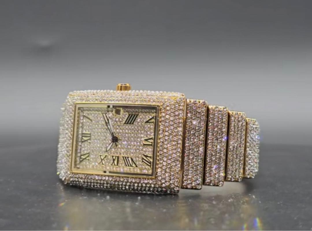 Z世代で話題！重厚デカ盛りブリンブリンウォッチ 大迫力AAAAA+ストーン