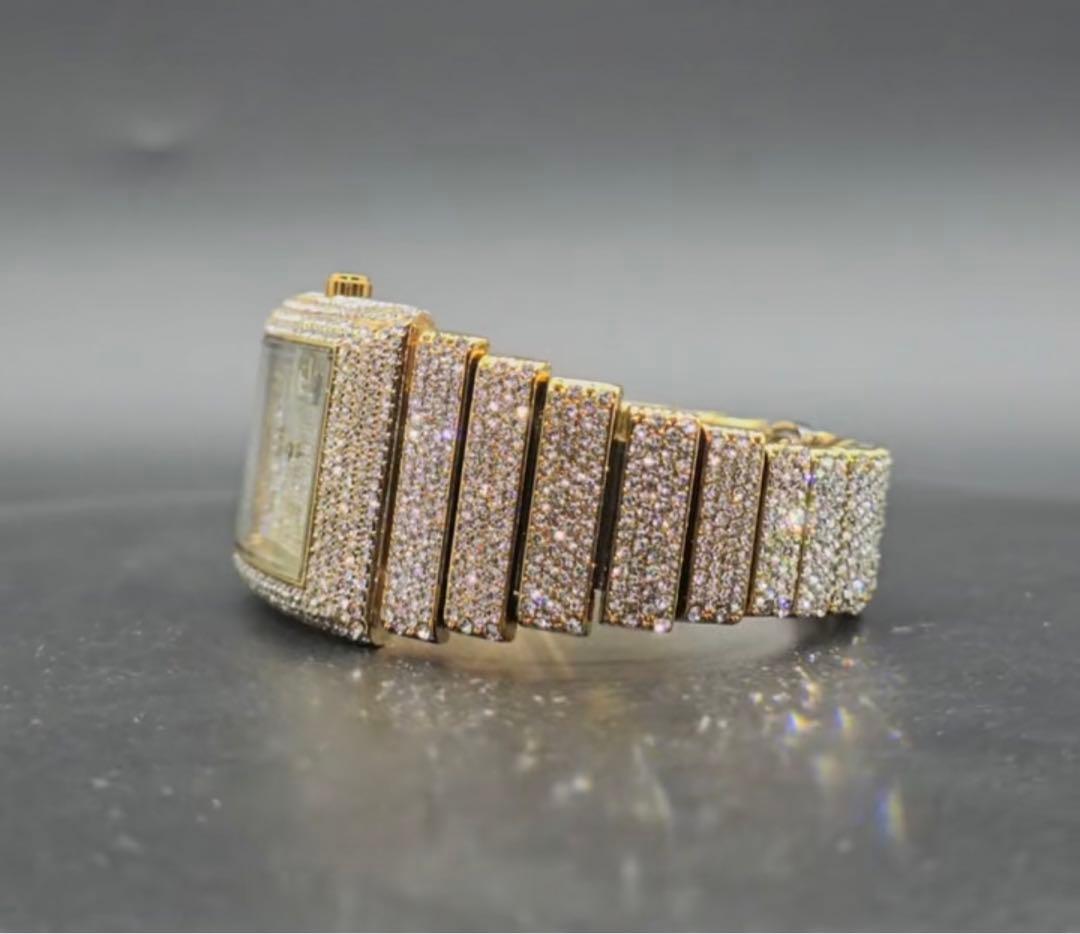 Z世代で話題！重厚デカ盛りブリンブリンウォッチ 大迫力AAAAA+ストーン