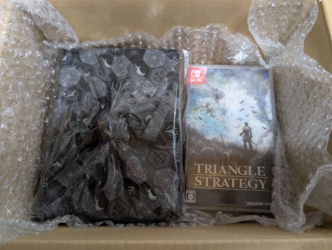 【未開封】トライアングルストラテジー　コレクターズパック