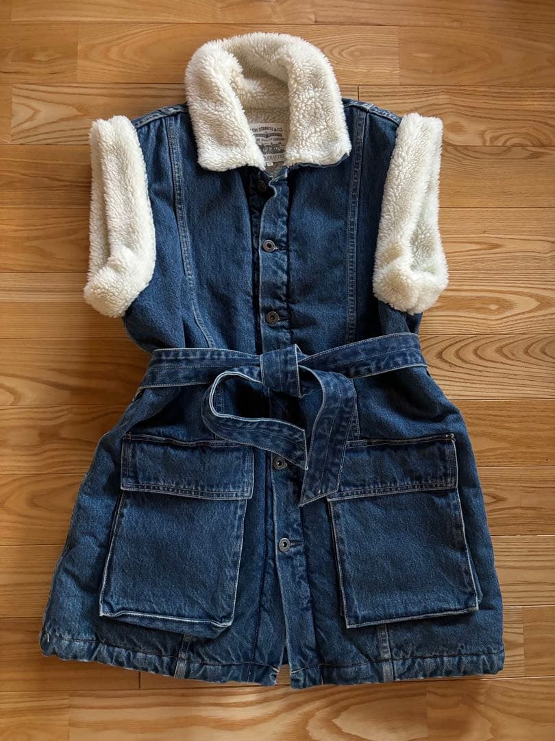 リーバイス　デニムベスト　ジレ　オーガニックコットン