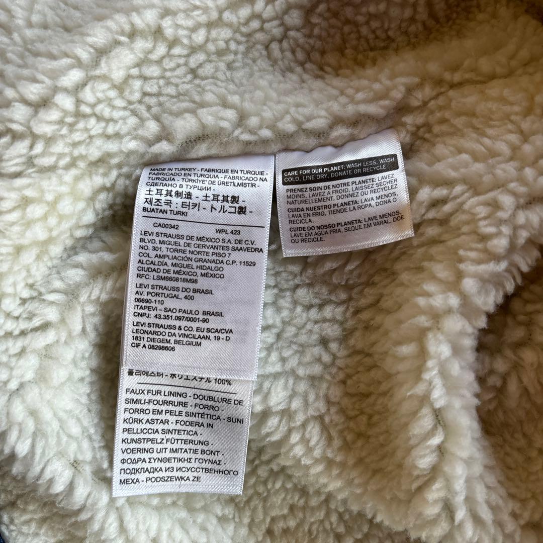 リーバイス　デニムベスト　ジレ　オーガニックコットン