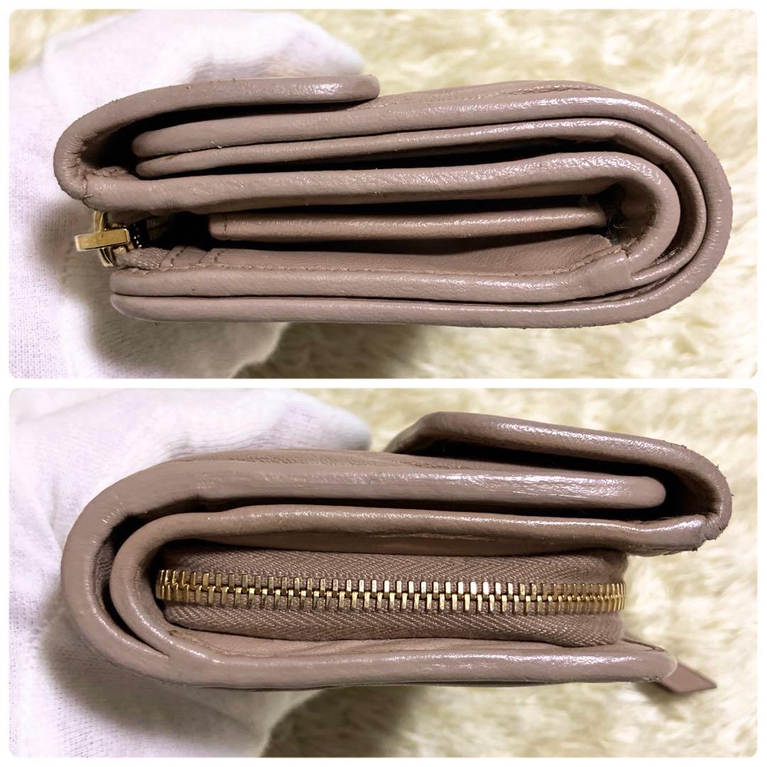 【美品】MIU MIU マテラッセ 折り財布 L字ファスナー ベージュピンク