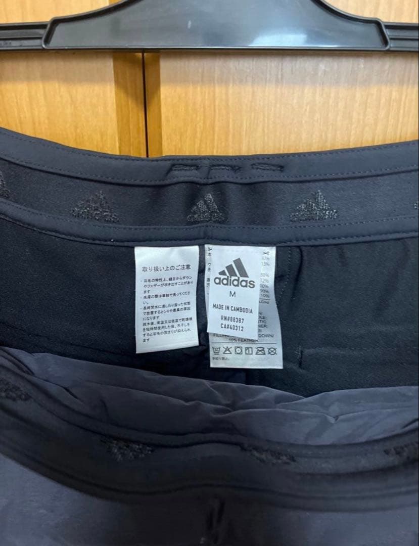 アディダスゴルフ　セットアップ