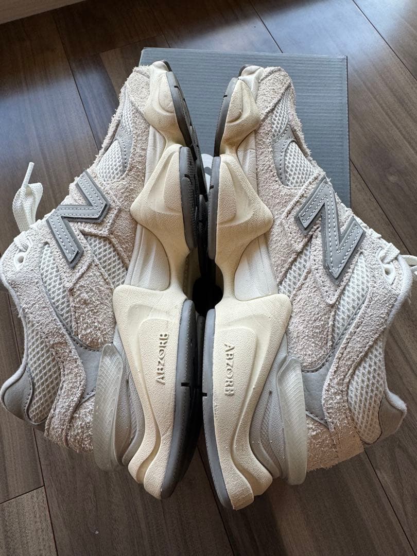 靴 New Balance U9060HSC