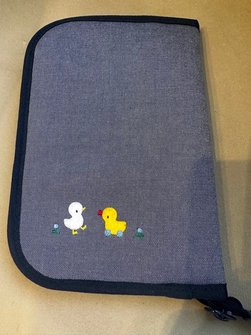 ファミリア　 母子手帳ケース