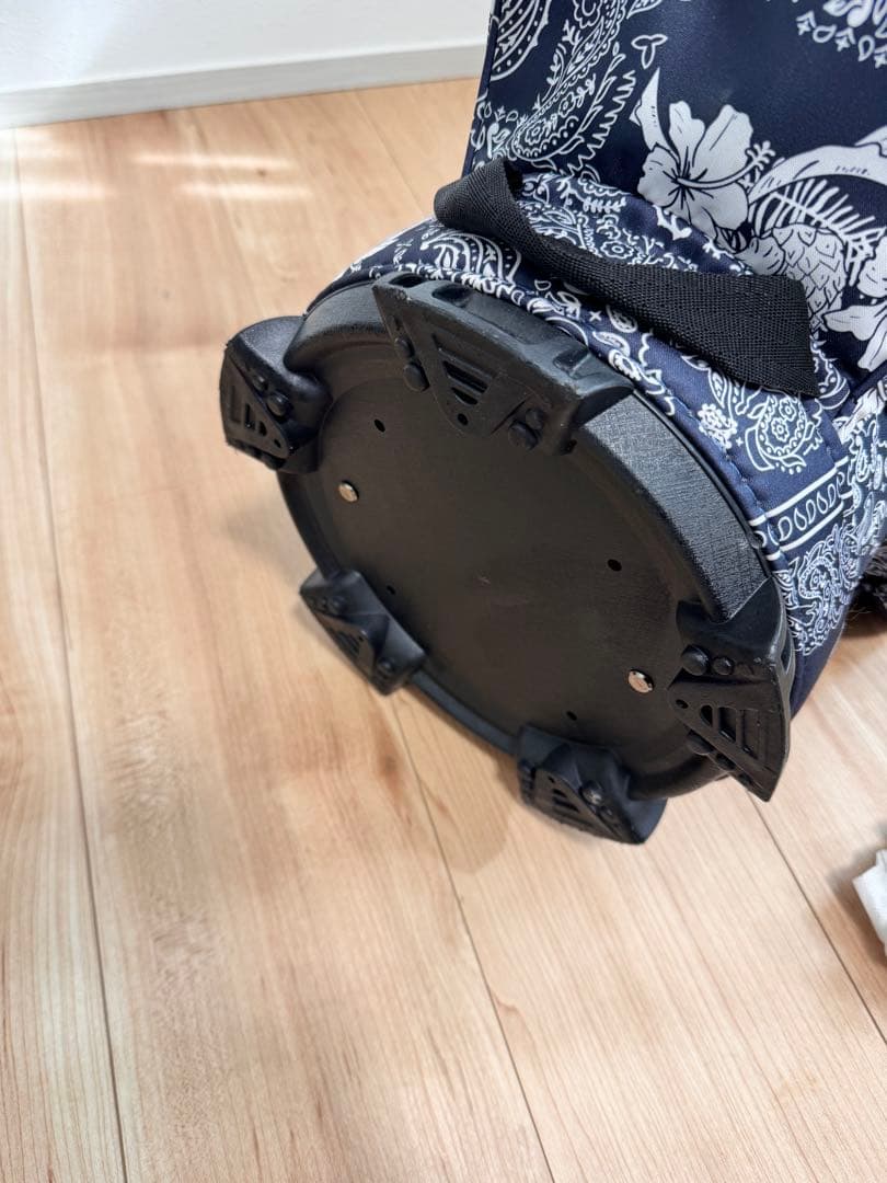 ゴルフキャディーバック　キャディーケース　プーマ　美品　おしゃれ　柄