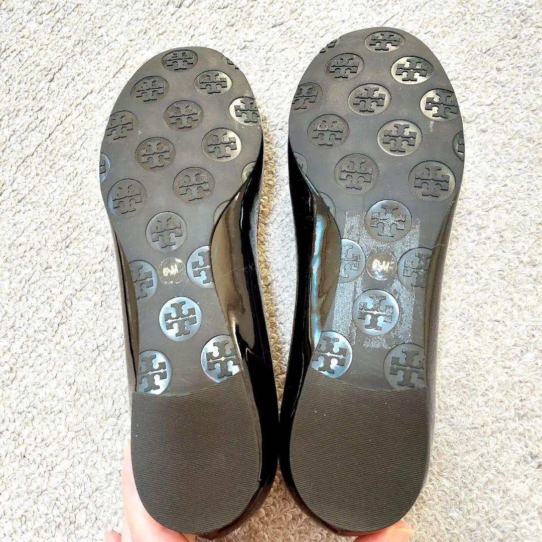 トリーバーチ バレエシューズ エナメル パテントレザー 黒　23.5　未使用品