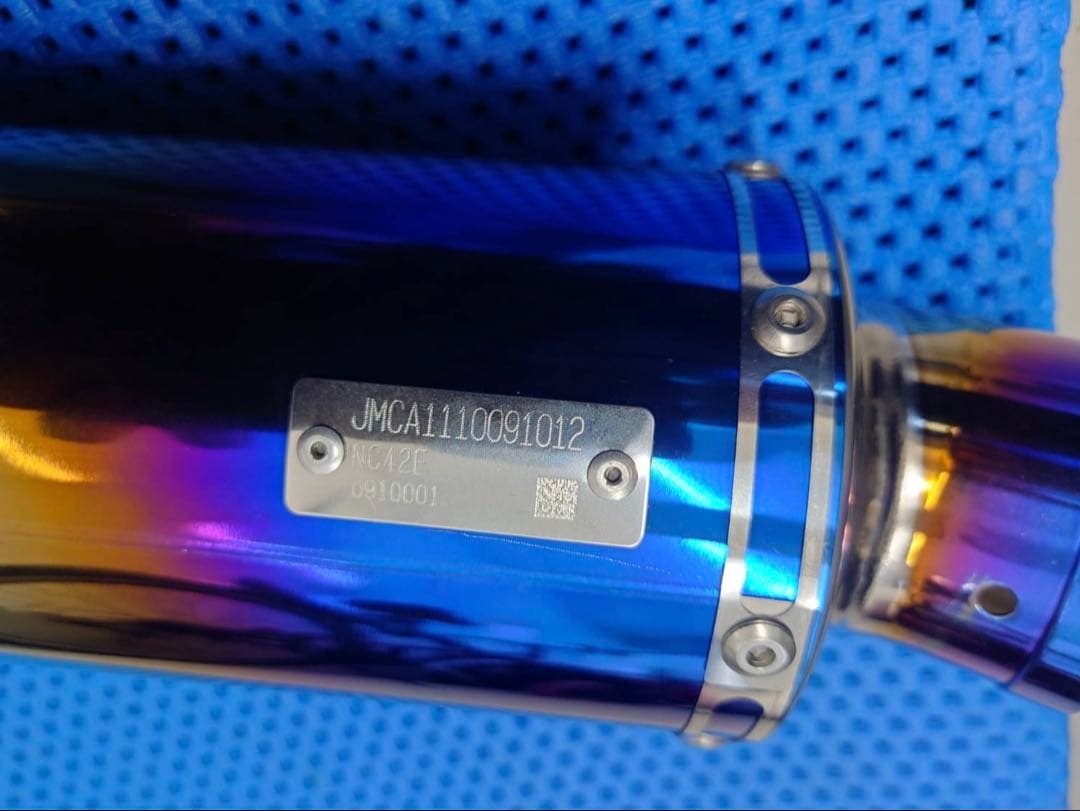 CB400SF用　BEAMS BMS-R スリップオンチタンマフラー　NC42