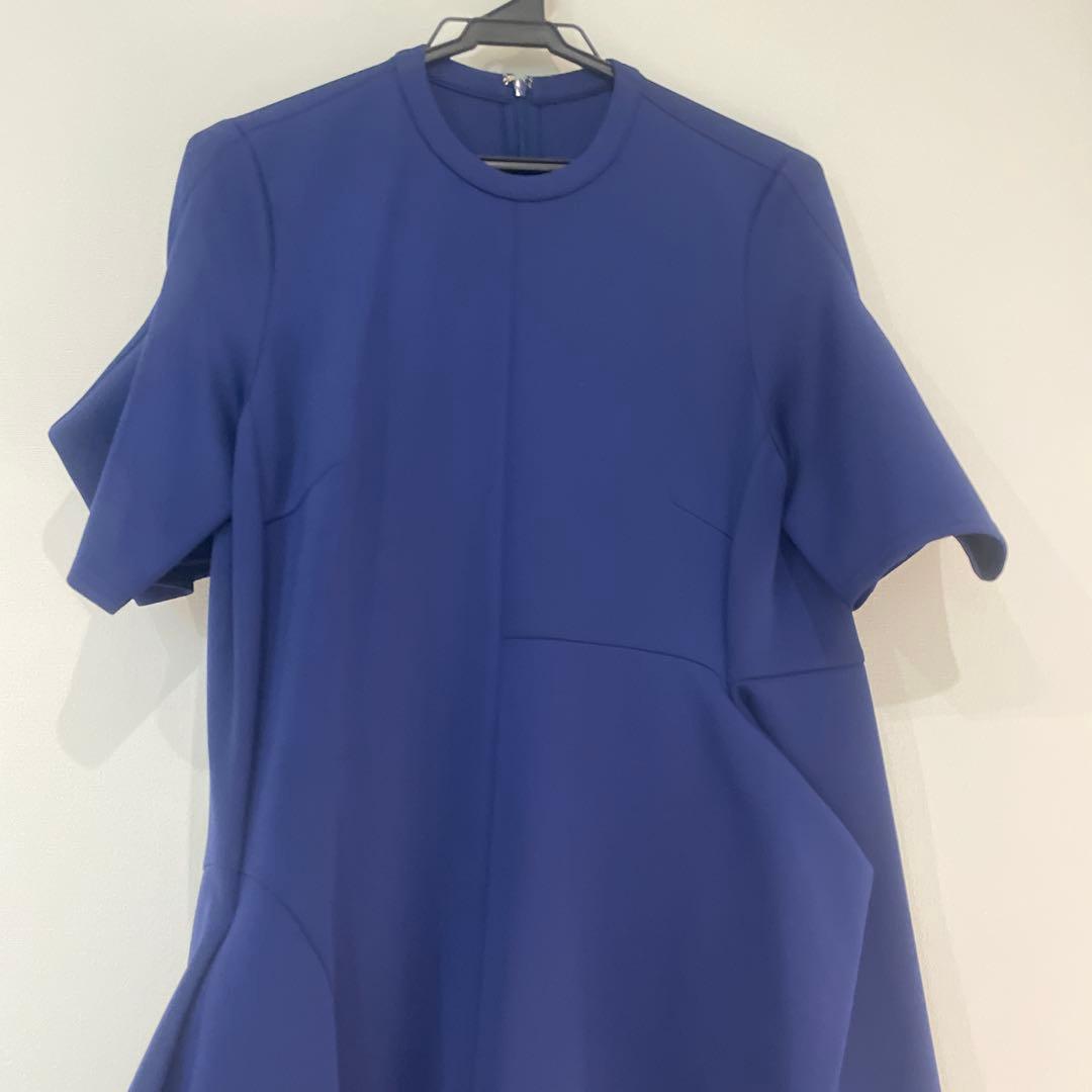 【新品未使用】un3d トライアングルタックワンピース　38