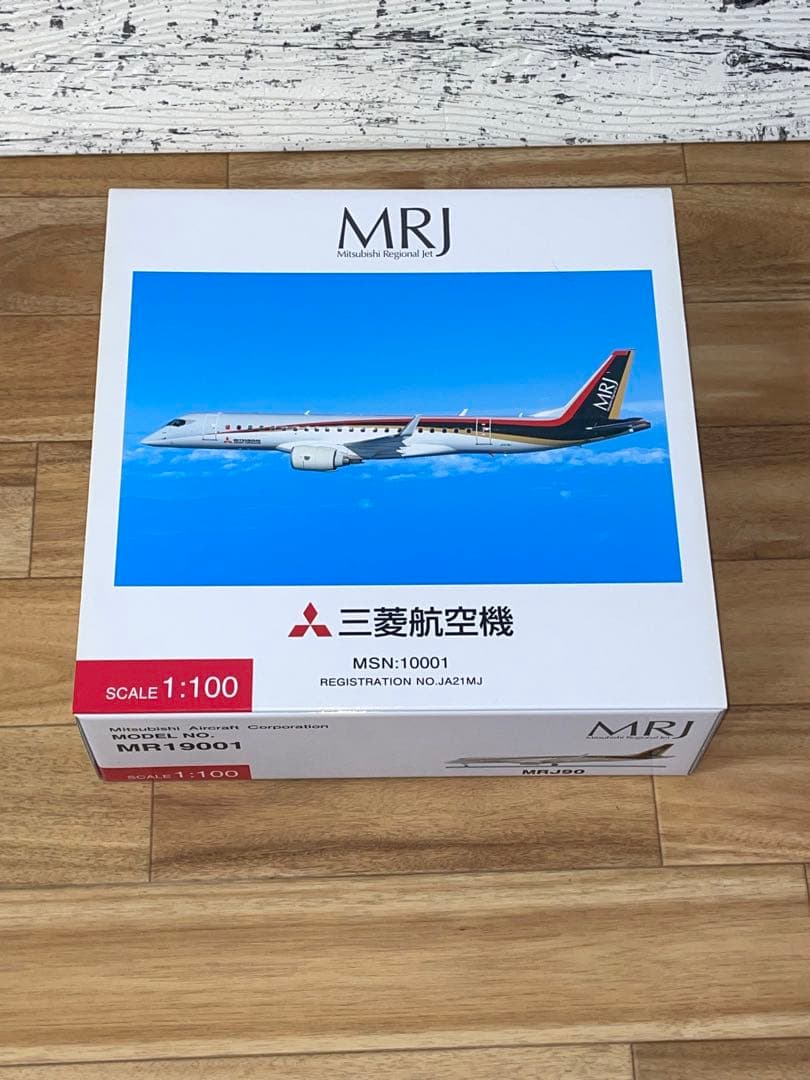 [新品]全日空商事 MRJ90 ANA 1/100 1号機 JA21MJ 完成品