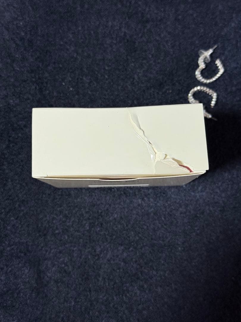 【バビ】SWAROVSKIピアス 箱無し