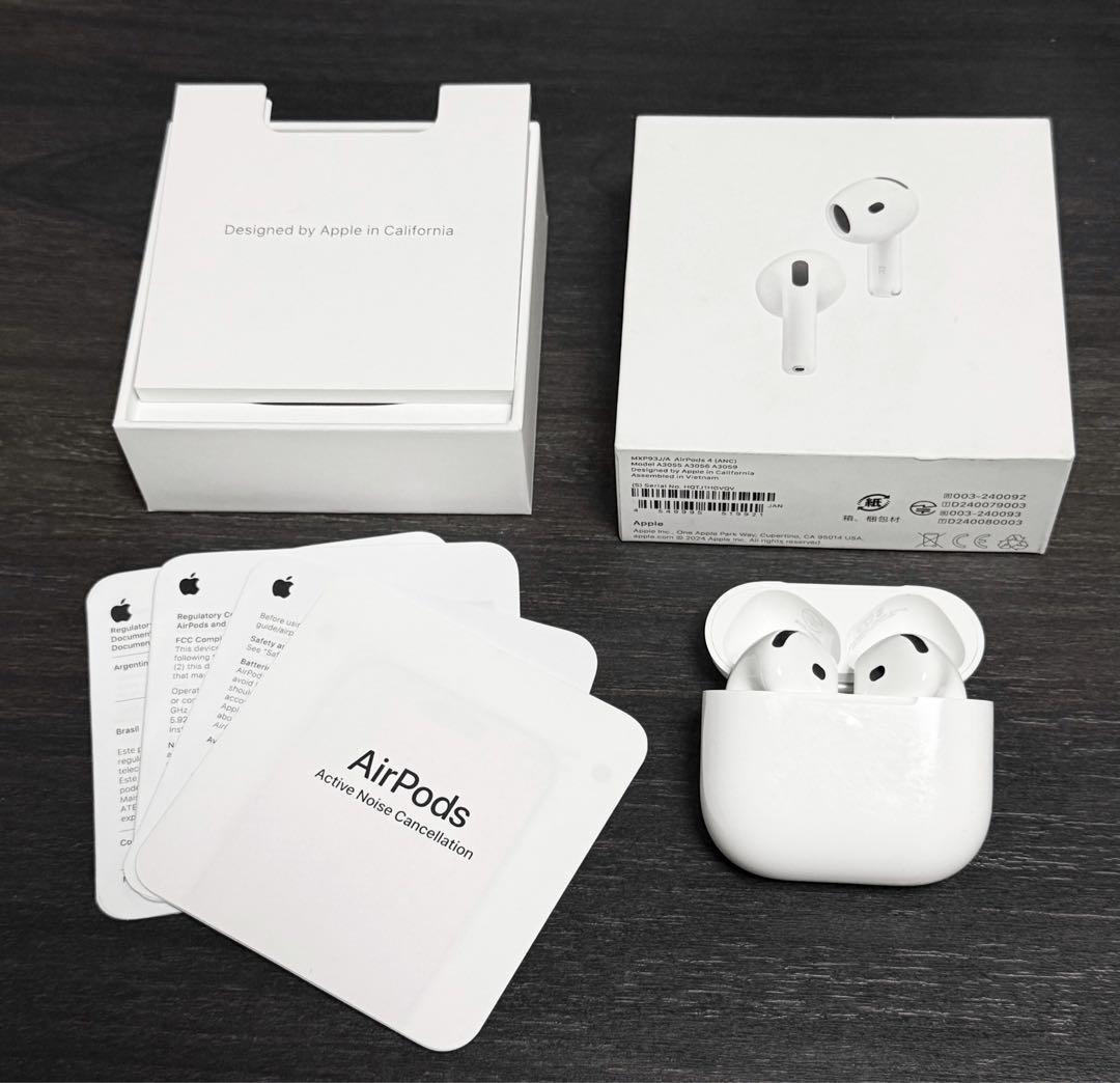 美品　Apple保証付き　2025年10月購入品　AirPods 4 ANC