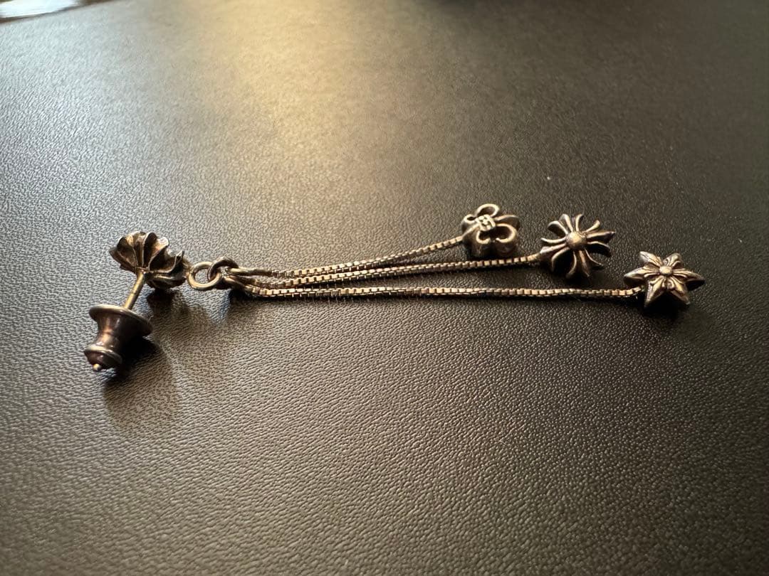 『CHROME HEARTS』JOJO クロムハーツ シルバーピアス