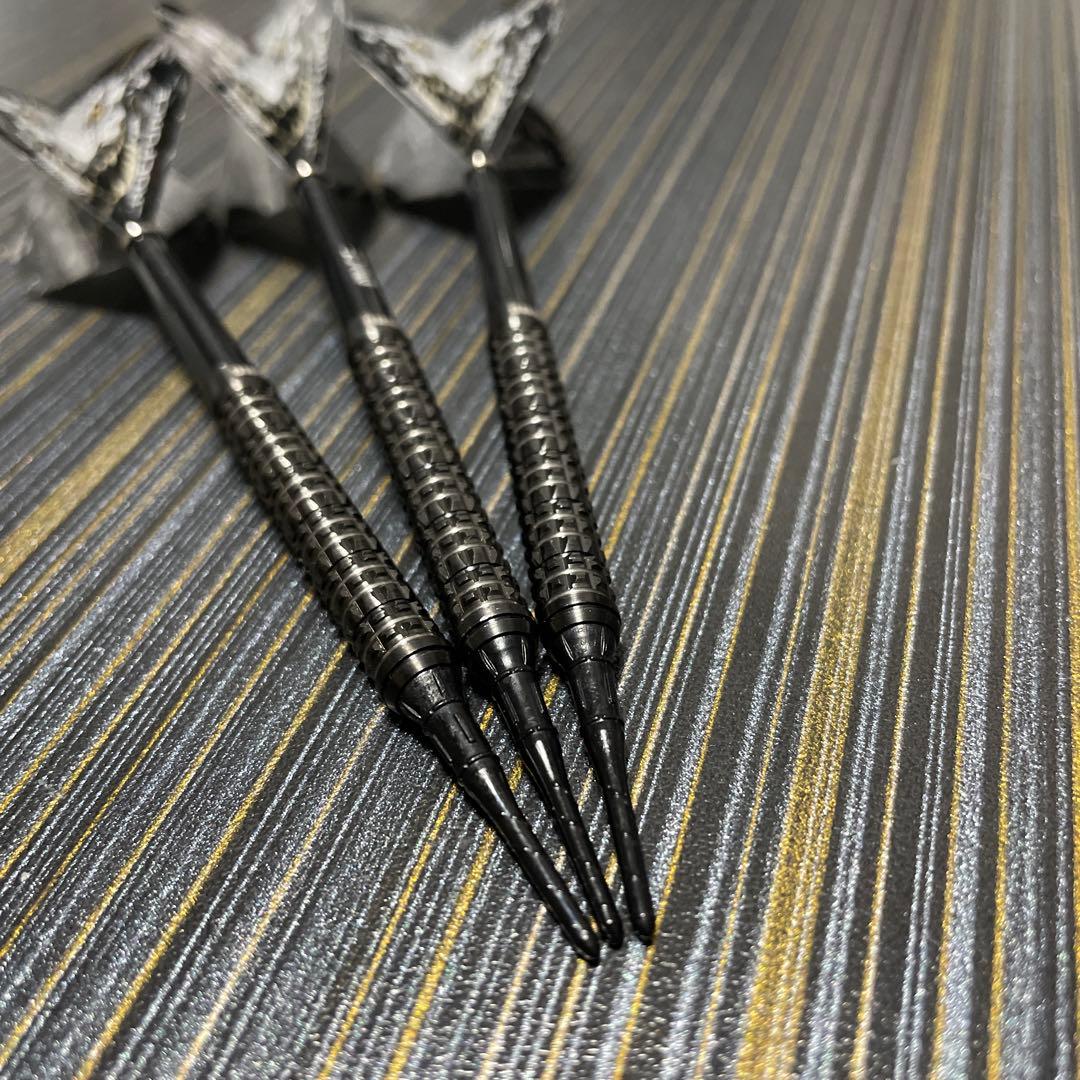 定価11000円 ソフトダーツ クロックフォース ストレート 18g CF1