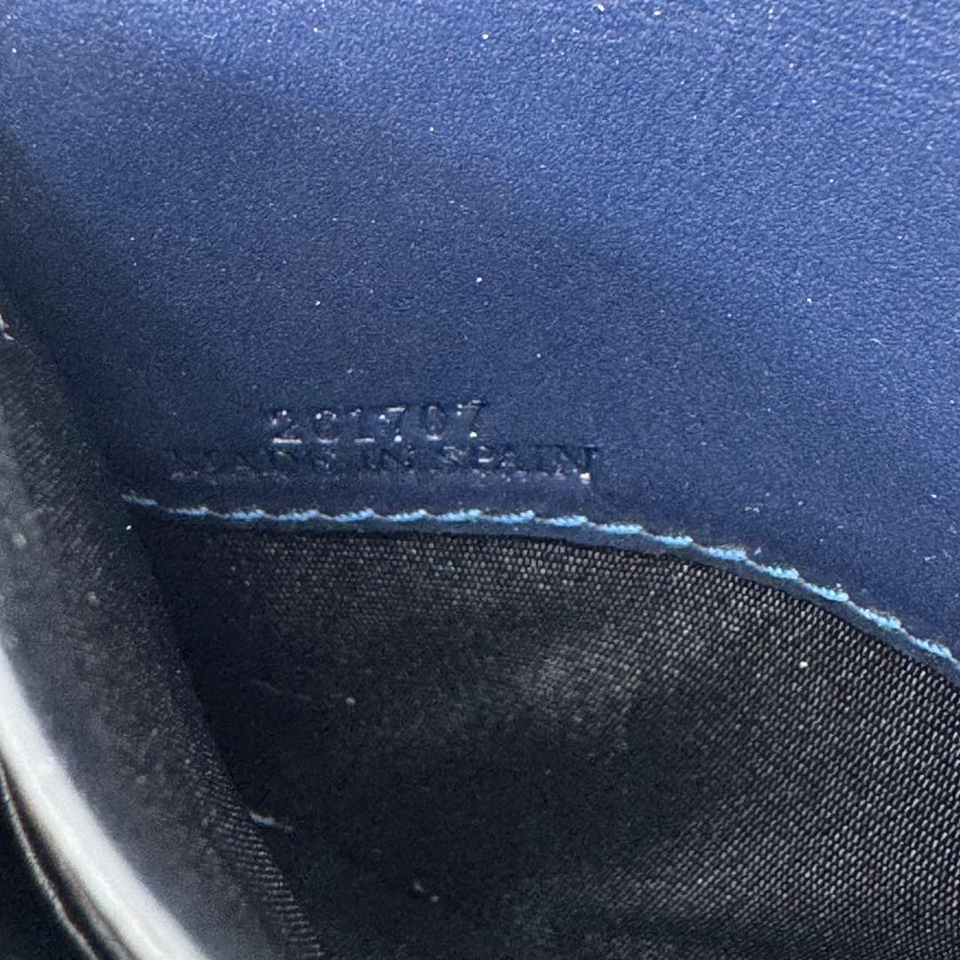 LOEWE リピートアナグラム　長財布　二つ折り　小銭入れあり　保存袋付き