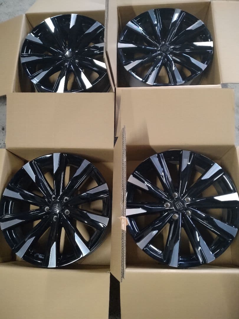 クラウンクロスオーバーRS純正ホイール　21インチ4本セット